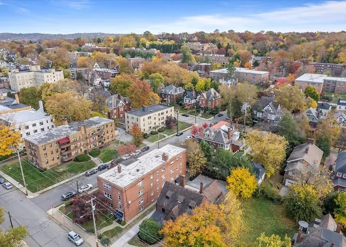 The Walnut - The Emerald Apartment Pittsburgh